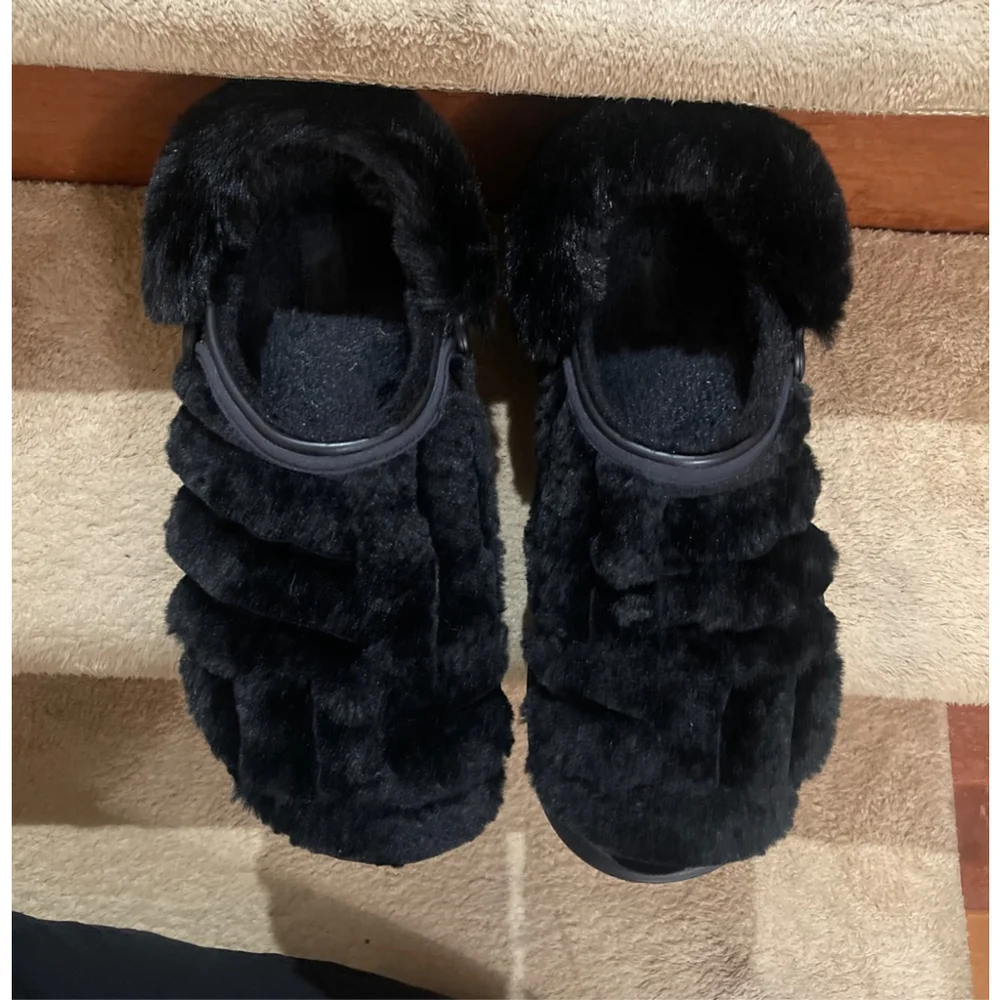 NWOT Crocs Stomp Quilted Black Faux Fur Lined Platform Mules & Clogs Men Size 12